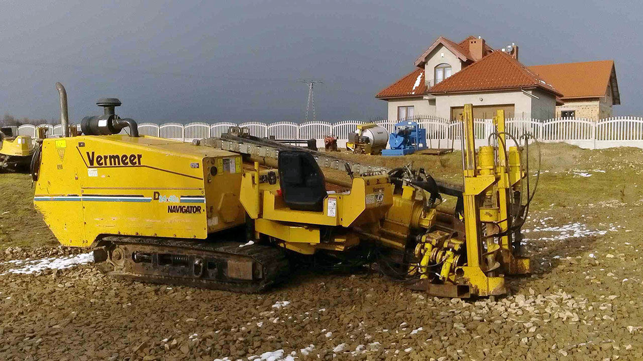 Вживана  будівельна техніка міні — навантажувачі навантажувачі екскаватори бурова машина Польща