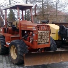 Вживана  будівельна техніка міні — навантажувачі навантажувачі екскаватори бурова машина Польща